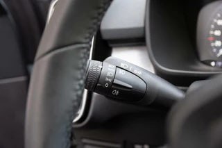 Volvo XC40 Volvo XC40 T4 Plug-in hybrid Plus Dark | 360 camera | Elek.trekhaak - afbeelding nr 17