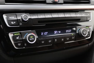 BMW 3 Serie Leer, Standkachel, Verwarmde Stoelen, Cruise, Navigatie, Bluetooth, 18'' - afbeelding nr 42