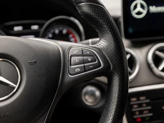 Mercedes-Benz CLA Mercedes-Benz CLA Shooting Brake 180 AMG Sport Automaat (GROOT NAVI, LEDER, CAMERA, GETINT GLAS, STOELVERWARMING, PORTSTOELEN, PARKEERSENSOREN, CRUISE, ZWART HEMEL, NIEUWE APK, NIEUWSTAAT) - afbeelding nr 20
