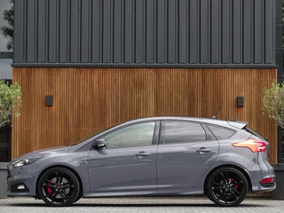 Ford Focus Ford Focus ST MK3 2.0T 289PK / Recaro / Milltek / Airtac / LED - afbeelding nr 5