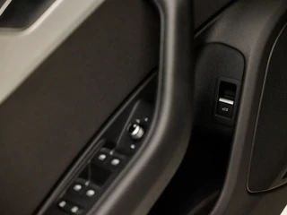 Audi A4 Audi A4 Avant 35 TFSI Sport Launch 150Pk Automaat (APPLE CARPLAY, GROOT NAVI, CLIMATE, STOELVERWARMING, SPORTSTOELEN, GETINT GLAS, LED KOPLAMPEN, ELEK ACHTERKLEP, NIEUWSTAAT) - afbeelding nr 32