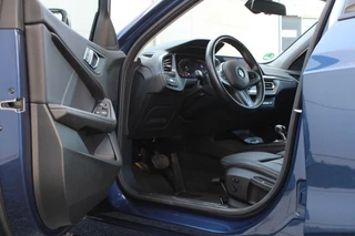 BMW 1 Serie BMW 1-serie 120i Business Edition Plus HEAD-UP LEDER KEYLESS - afbeelding nr 16
