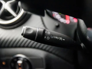 Mercedes-Benz A-Klasse Automaat (NAVIGATIE, CAMERA, LEDER/ALCANTARA, STOELVERWARMING, GETINT GLAS, SPORTSTOELEN, LED KOPLAMPEN, CRUISE, RODE STIKSELS, NIEUWE APK, NIEUWSTAAT) - afbeelding nr 21