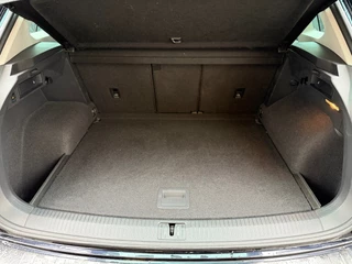 Volkswagen Tiguan Volkswagen Tiguan 1.5 TSI ACT Comfortline Business Automaat - afbeelding nr 11