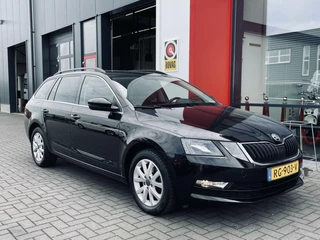 Škoda Octavia OCTAVIA 1.0 BUSINESS COMBI |LEER|CARPLAY|TREKHAAK|STOELV. - afbeelding nr 4