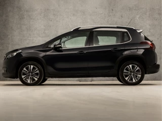 Peugeot 2008 Automaat (APPLE CARPLAY, NAVIGATIE, CLIMATE, LEDER, CRUISE, SPORTSTOELEN, PARKEERSENSOREN, CRUISE, NIEUWE APK, NIEUWSTAAT) - afbeelding nr 2