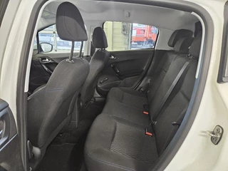 Peugeot 208 Peugeot 208 1.2 PT SIGNATURE + AIRCO/APPLE CARPLAY/ANDROID AUTO/PDC/CRUISE - afbeelding nr 15