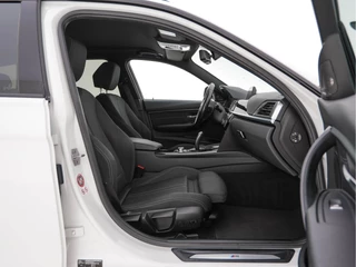 BMW 3 Serie BMW 3 Serie Touring 320d EDE Centennial Executive M-Sport-Pack Aut. *FULL-LED | HARMAN/KARDON-AUDIO | SPORT-SEATS | NAVI-FULLMAP | ECC | KEYLESS | PDC | CRUISE | TOWBAR | 19''ALU* - afbeelding nr 11