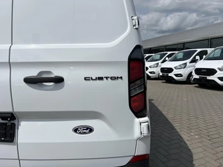 Ford Transit Custom Ford Transit Custom 280 2.0 TDCI L1H1 Trend 136pk | Koelauto | Koelwagen | Koel | BPM vrij | Koeling Temperatuur  tot -20 graden bij max 30 graden buitentemperatuur | Stoelverwarming | Koelunit type Z120 merk Zanotti onderdeel Daikin | Camera - afbeelding nr 19