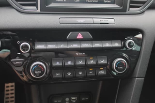 Kia Sportage Kia Sportage 1.6 T-GDI GT-Line First Edition / Trekhaak / Leder / Camera / 19'' / Getint glas / Navigatie / DAB / Cruise Control - afbeelding nr 27