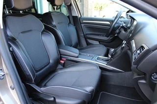 Renault Mégane Renault Mégane TCE 130 pk EDC automaat Bose zeer compleet - afbeelding nr 15