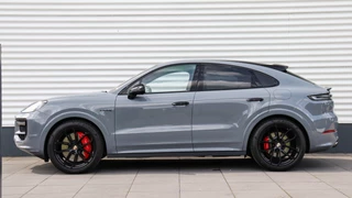 Porsche Cayenne Porsche Cayenne Coupé 4.0 Turbo E-Hybrid SportDesign | Head-up | Stoelventilatie | InnoDrive | Soft-Close | HD Matrix | Trekhaak - afbeelding nr 2