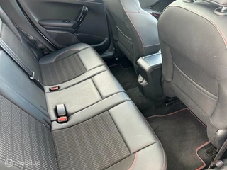 Peugeot 2008 Peugeot 2008 1.2 PureTech GT-Line - afbeelding nr 9