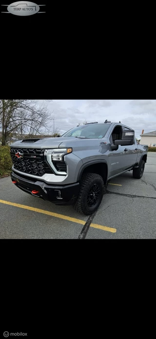 Chevrolet 2500 6.6 duramax ZR2