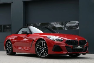 BMW Z4 BMW Z4 Roadster sDrive20i High Executive |M-SPORT| Headup Adaptive Cruise Sportzetels Leder AppleCarplay Stoel/stuur Verwarming Sfeerverlicht Keyless 108000 BJ2019 - afbeelding nr 2