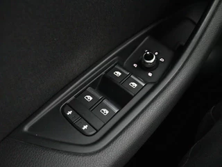 Audi A4 Audi A4 2.0 TFSI quattro Pro Line | Panoramadak |  Bang & Olufsen | Xenon | Navigatie Plus | Climate control | Virtual Cockpit | Cruise control - afbeelding nr 18