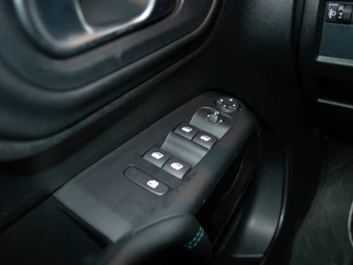 Citroën C5 Aircross Citroën C5 Aircross 130PK C-Series | Automaat | Camera | Keyless | Dodehoek - afbeelding nr 24