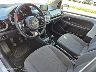 Volkswagen up! Volkswagen Up! 1.0 high up! BlueMotion AIRCO NAVI LMV NAP - afbeelding nr 11
