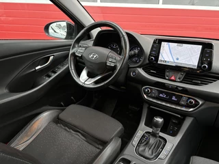 Hyundai i30 AUTOMAAT / TREKHAAK / FULL LED / STOELVERW / STUURVERW / CARPLAY / CAMERA / ACC / BLUETOOTH - afbeelding nr 3