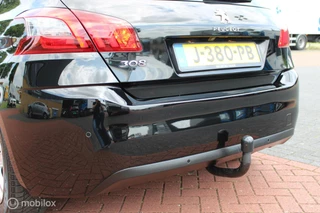 Peugeot 308 Peugeot 308 1.2 PureTech Blue Lease Executive, Trekhaak, Pano, voor/achter Pdc + Camera, App connect, Cruise, Navi, Clima, Donker glas. - afbeelding nr 20