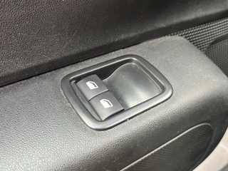 Citroën C3 Citroën C3 PureTech 82 Feel Edition | Trekhaak | Carplay/Android Auto | Cruise Control | - afbeelding nr 27