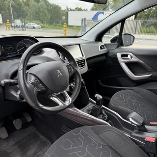 Peugeot 2008 Peugeot 2008 1.2 Allure | Airco | PDC | Trekhaak - afbeelding nr 5