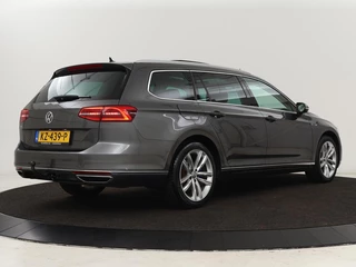 Volkswagen Passat Volkswagen Passat 1.4 TSI GTE | Panoramadak | Stoelverwarming |  Trekhaak | Adaptive cruise | Camera | Carplay | Leder/Alcantara | Full LED | Virtual Cockpit - afbeelding nr 37