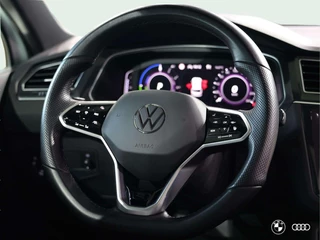 Volkswagen Tiguan Volkswagen Tiguan 1.4 TSI eH 3x R LINE / PANODAK / ACC / MATRIX / TREKHAAK / 19