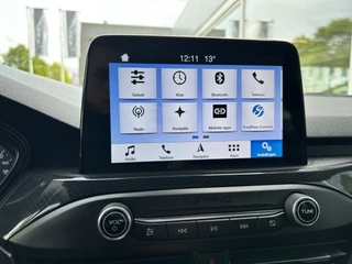 Ford Focus 50% deal 6.475,- ACTIE Camera / Cruise / Telefoon / Navi / Automatisch inparkeren - afbeelding nr 37