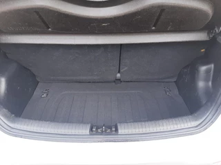 Hyundai i10 Hyundai i10 1.0 Automaat Airco Parkeersensoren - afbeelding nr 16