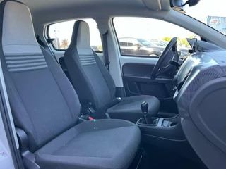 Volkswagen up! Volkswagen Up! 1.0 BMT move up! 5 Deurs LED Airco DAB - afbeelding nr 15