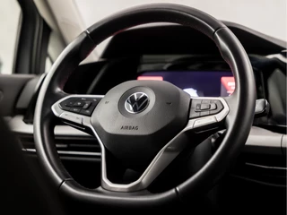 Volkswagen Golf Automaat (APPLE CARPLAY, GROOT NAVI, STUUR/STOELVERWARMING, GETINT GLAS, SPORTSTOELEN, PARKEERSENSOREN, ADAPTIVE CRUISE, DAB+, NIEUWE APK, NIEUWSTAAT) - afbeelding nr 19