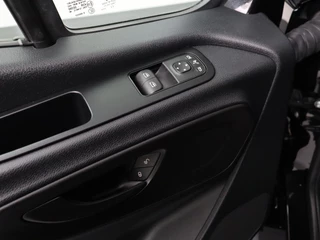Mercedes-Benz Sprinter Mercedes-Benz Sprinter 315CDI 9G-Tronic Automaat L2H2 RWD | 3500Kg TG | Touchscreen Camera | Betimmering | 3-Persoons - afbeelding nr 8