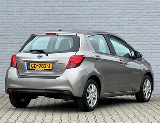 Toyota Yaris Toyota Yaris 1.5 Hybrid Aspiration Automaat 5-deurs | Navi | Cruise control - afbeelding nr 9