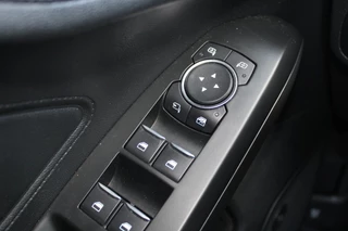 Ford Focus Ford Focus Wagon 2.0 EcoBlue ST Line Business 150pk Automaat | Adaptive cruise control | Winter Pack | Bang&Olufsen | Full LED | Rode remklauwen - afbeelding nr 7