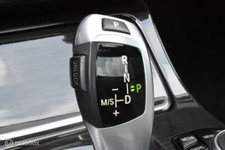 BMW 5 Serie BMW 520d Touring Luxury Mineralgrau Leder Pano HUD 360°Cam Comfortstoelen Keyless 18