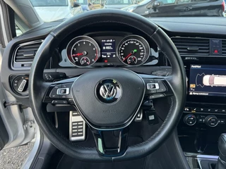 Volkswagen Golf Volkswagen Golf 1.0 TSI Sound 110pk DSG ACC Navi CarPlay Stlvw PDC - afbeelding nr 13