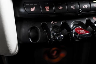 MINI Cooper MINI Cooper 1.5 135 PK Chili - JCW Trim | Cruise | Stoel-+Voorruitverw. | PDC | NAV | ECC | LM 17