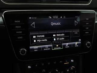 Škoda Superb Skoda Superb 1.4 TSI iV Business Edition Plus | Panoramadak |  Virtual Cockpit | Stoelverwarming | Camera | Carplay | Full LED | Memory | Navigatie | Parkeerhulp - afbeelding nr 20