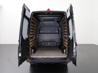 Mercedes-Benz Sprinter Mercedes-Benz Sprinter 315CDI 9G-Tronic Automaat L2H2 | 3500Kg Trekken | Touchscreen | Camera | 3-Persoons | Airco | Cruise - afbeelding nr 4