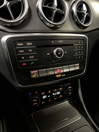 Mercedes-Benz GLA Mercedes GLA-klasse 180 AMG Navi Camera Cruise Climate PDC - afbeelding nr 21