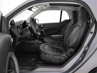 Smart Fortwo Smart Fortwo EQ Comfort PLUS 18 kWh [ 3-Fase ] Aut. *PANO | FULL-LED | FULL-LEATHER | NAVI-FULLMAP | CAMERA | BRABUS-WHEELS | AMBIENT-LIGHT | AIRCO | PDC | CRUISE | DAB | CARPLAY | COMFORT-SEATS | 16''ALU* - afbeelding nr 8