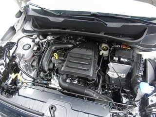 Volkswagen T-Cross Volkswagen T-Cross 1.0 TSI United Edition - 2020 - 32DKM - Navigatie - PDC - Cruise - afbeelding nr 35