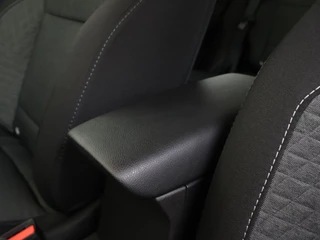 Renault Captur Renault Captur E-Tech plug-in hybrid 160PK / Navigatie / Carpley / Parkeer sensoren / Carselexy - afbeelding nr 18