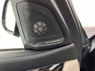BMW X6 BMW X6 xDrive50i High-Executive M-Sportpack Aut. *PANO | HEAD-UP | TWO-COLOUR-LUXURYLEATHER | FULL-LED | MEMORY-PACK | HARMAN/KARDON-SOUNDSYSTEM |  | BLIND-SPOT | KEYLESS | CAMERA | COMFORT-SEATS | SOFT-CLOSE | 20''ALU* - afbeelding nr 25