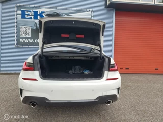 BMW 3 Serie BMW 3-serie 330e High-Exe M-Performance bodykit. Topstaat ! - afbeelding nr 52