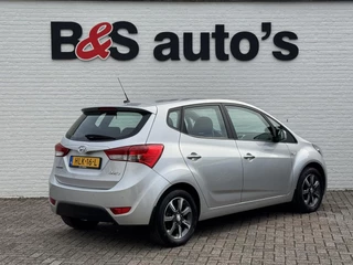 Hyundai ix20 Hyundai IX20 1.6i Go! Automaat Parkeer sensoren Clima Cruise Stuur en stoelverwarming - afbeelding nr 2