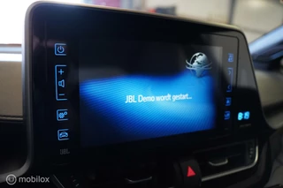 Toyota C-HR Toyota C-HR 1.8 Hybrid Style Ultimate, 28.885 KM!! - afbeelding nr 37