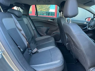 Opel Astra Opel Astra Sports Tourer 1.5 CDTI Elegance Leder Camera Navi CarPlay Cruise Climate - afbeelding nr 21