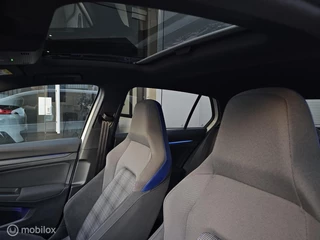 Volkswagen Golf Volkswagen Golf 1.4 eHybrid GTE Panorama/HUD/Camera/IQ Light - afbeelding nr 19